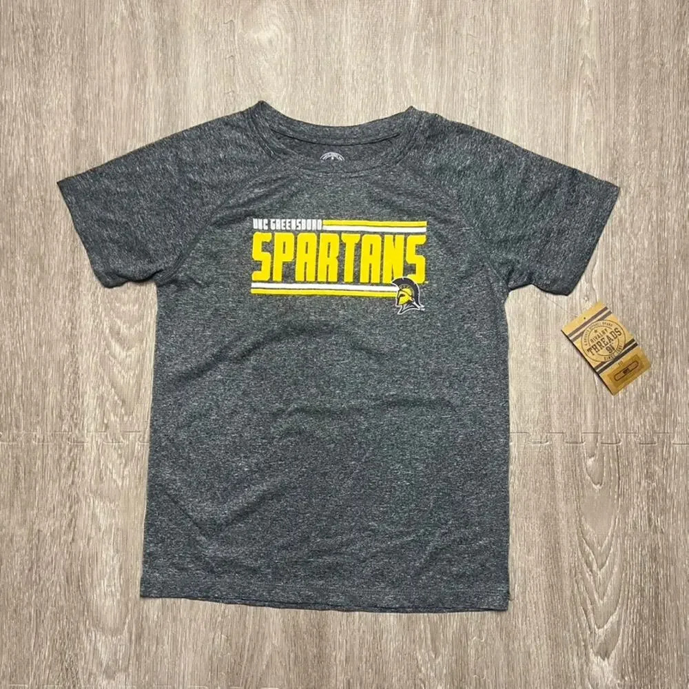 NWT Rivalry Threads UNC Greensboro Spartans Graphic T-Shirt Gray Kids Medium‎